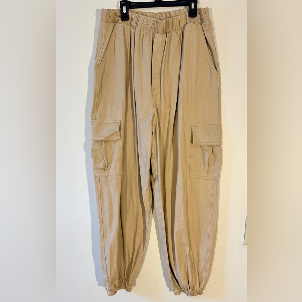 Women’s Wild Fable Sz L Cargo Pants, Tan, Boho Active Casual college
